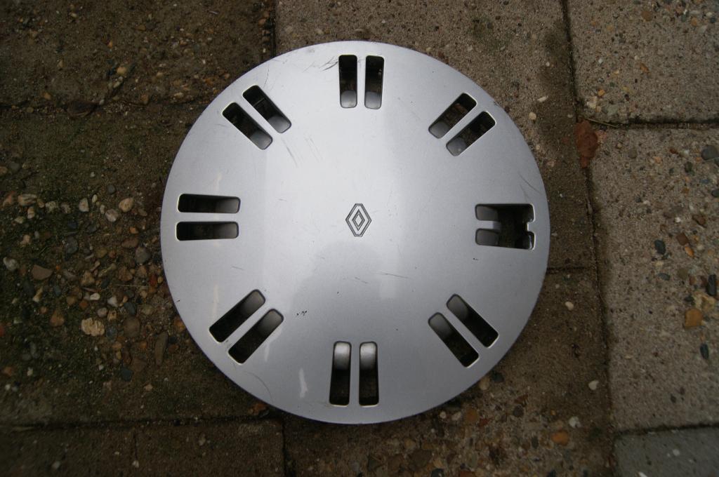 1 losse originele wieldop Renault 5 13 inch, Auto diversen, Wieldoppen, Ophalen of Verzenden, Gebruikt