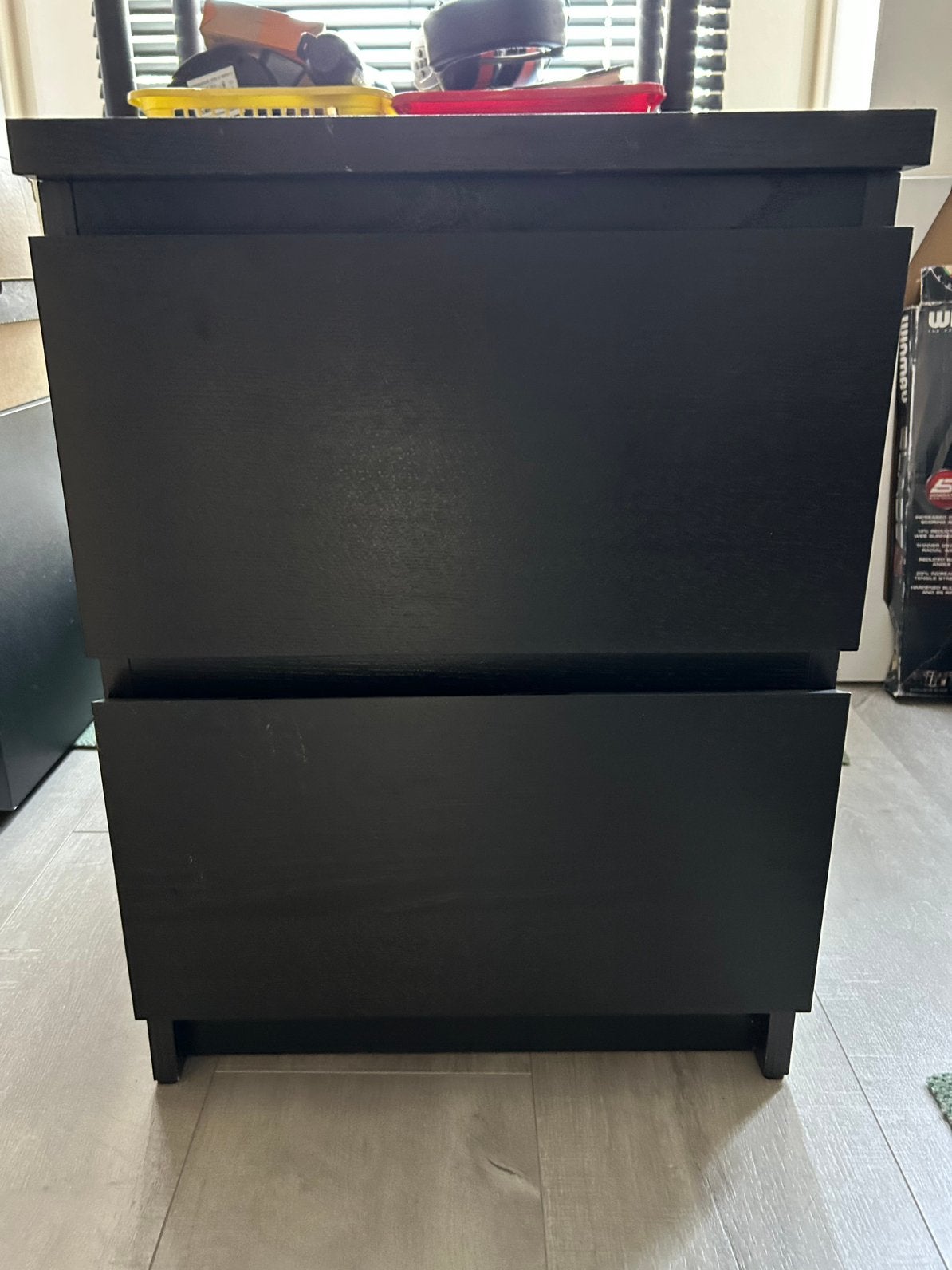 Ikea nachtkastje - z.g.a.n., Huis en Inrichting, Slaapkamer | Nachtkastjes, Ophalen of Verzenden, Zo goed als nieuw, Minder dan 45 cm