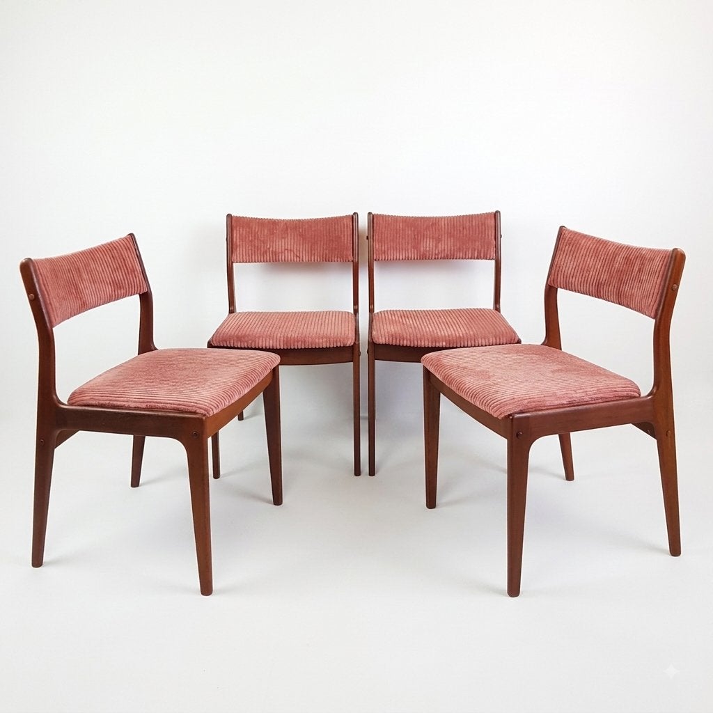 4 Deense Johannes Andersen Uldum stoelen roze teak nieuw, Overige kleuren, ., Ophalen of Verzenden, Zo goed als nieuw