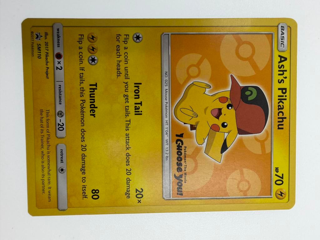 Ash's Pikachu Pokémon Kaart SM110 I Choose You! Promo, Ophalen of Verzenden, Zo goed als nieuw, Losse kaart