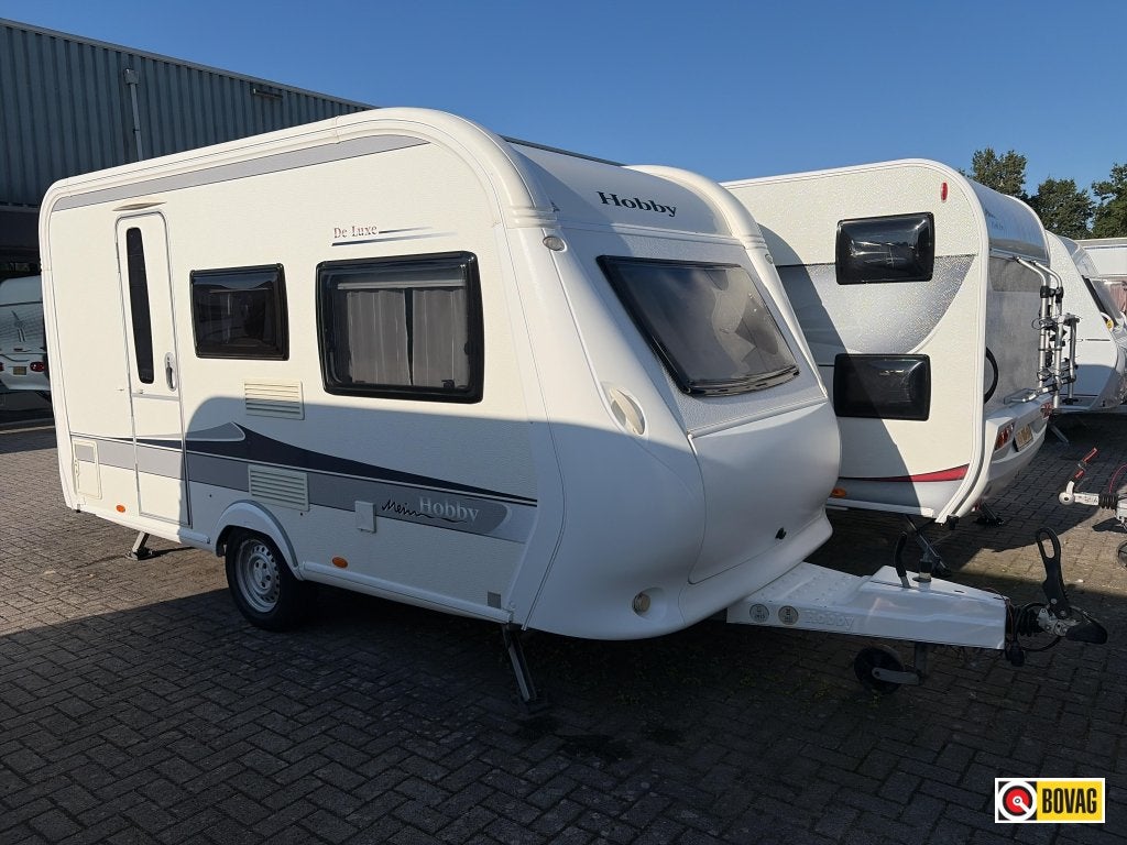 Hobby De Luxe 400 SF Voortent/Fietsdrager, Hobby, Bedrijf, Treinzit, 750 - 1000 kg