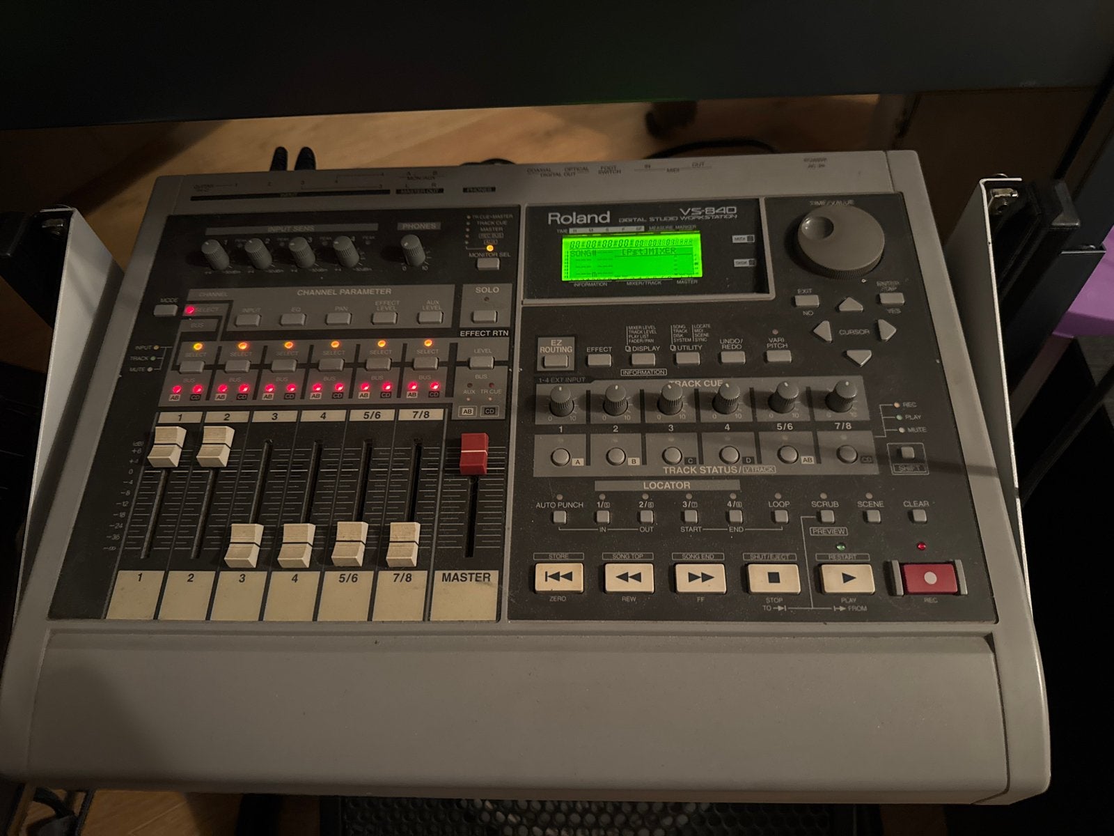 Roland VS-840 Digitale Studio Workstation, Muziek en Instrumenten, Ophalen, Gebruikt, Minder dan 5 kanalen
