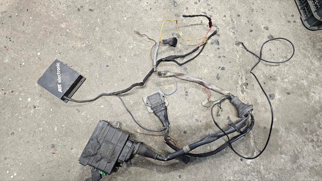 Zeldzaam: VW Golf 2 16V ABT (kr basis) ECU + kabelboom, Auto-onderdelen, Ophalen of Verzenden, Gebruikt, Volkswagen
