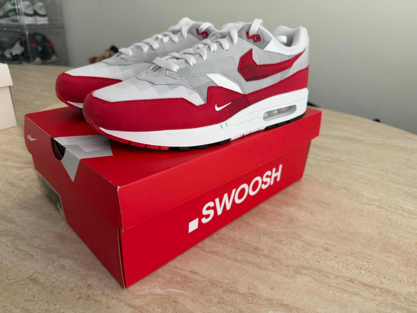 Nike Air Max 1 Low Poly HQ5882 100 - Nieuw & Ongedragen, Wit, Nieuw, Ophalen of Verzenden, Sneakers of Gympen