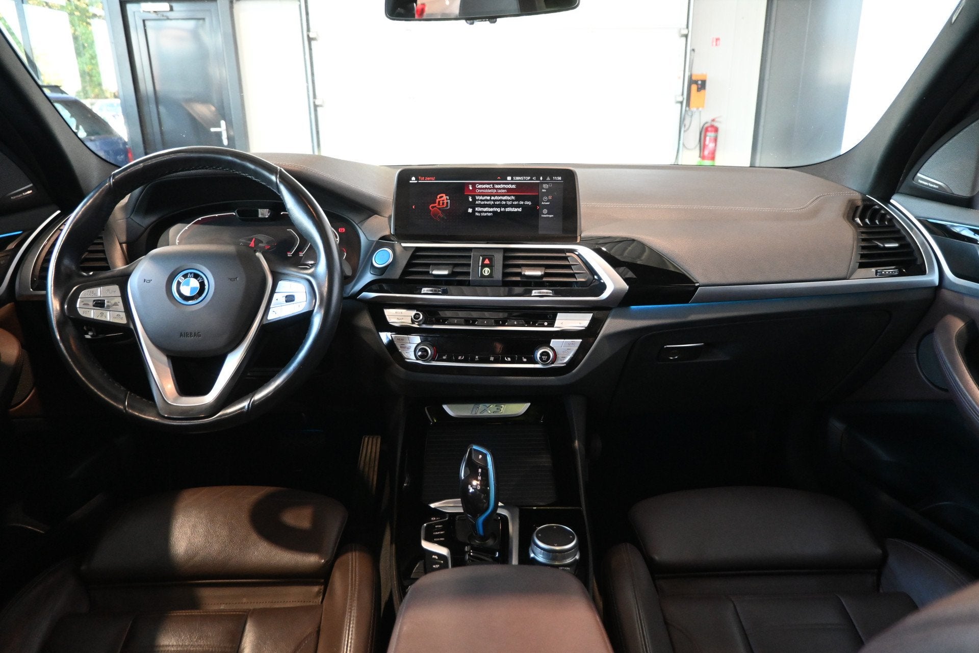 BMW iX3 High Executive 80 kWh SOH 96.7% Clima Adaptieve Crui, Auto's, Automaat, Achterwielaandrijving, Gebruikt, Blauw