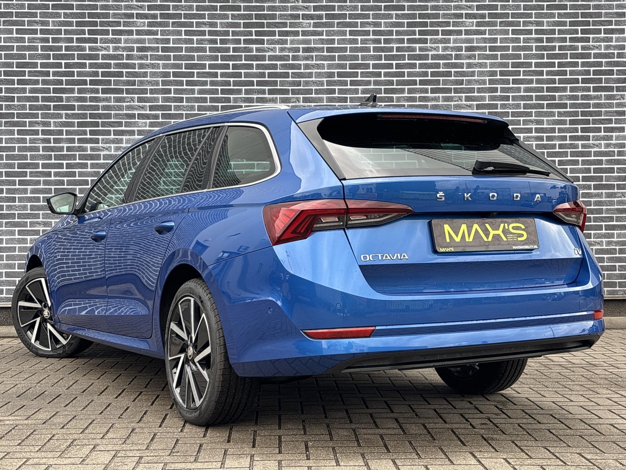 Skoda Octavia Combi 1.4 TSI iV PHEV Business Edition Plus |, Auto's, Stof, Gebruikt, Euro 6, 150 pk