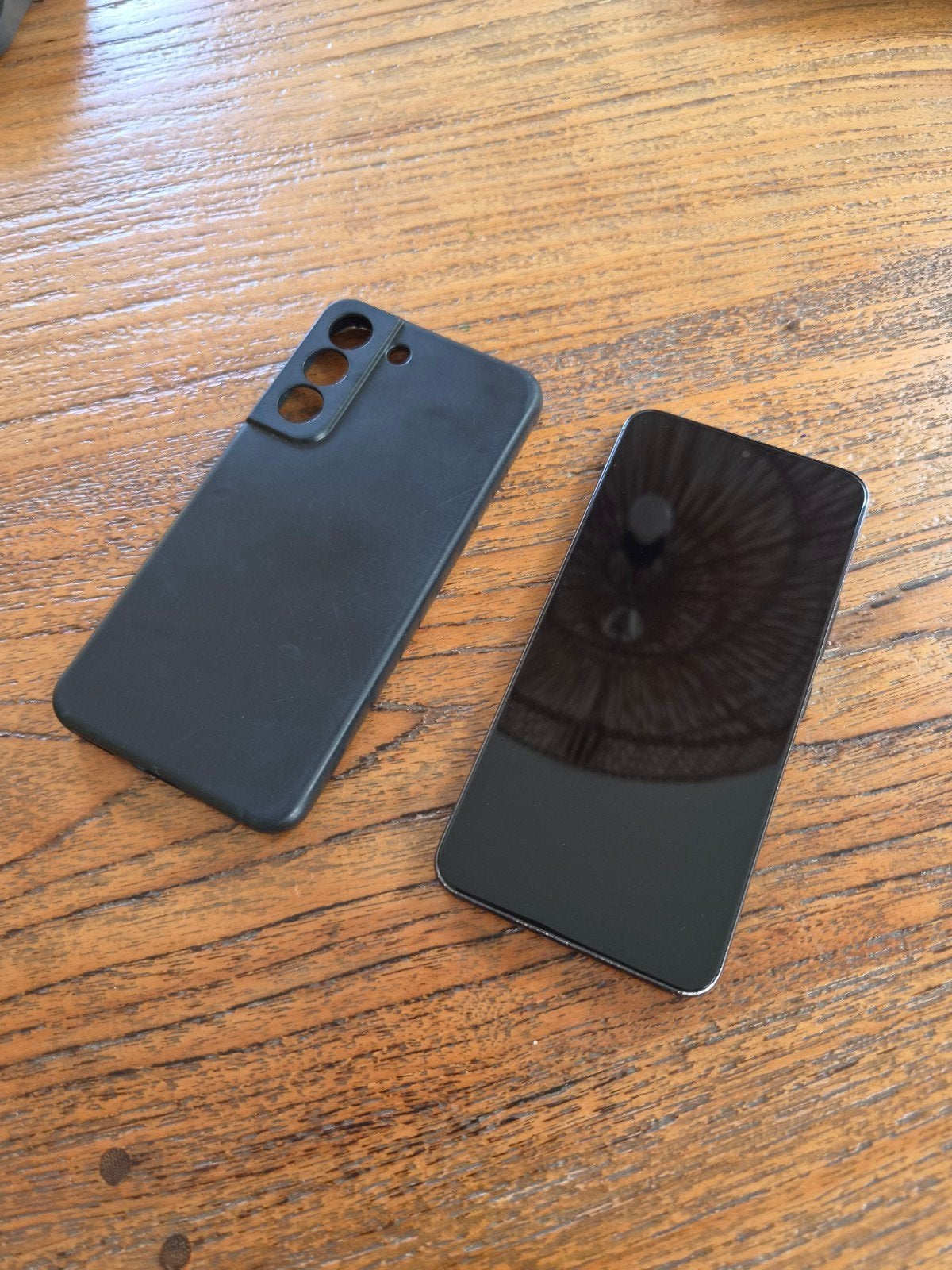 Samsung Galaxy S22 met hoesje