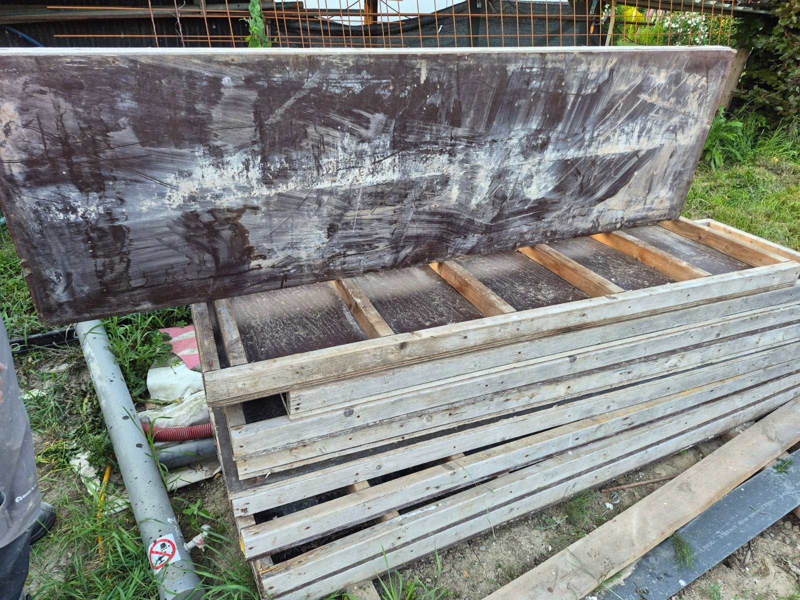 Bekistings schotten fundering bekisting 22.5 meter 71cm hoog, Ophalen, Minder dan 25 mm, 200 tot 250 cm, Plank