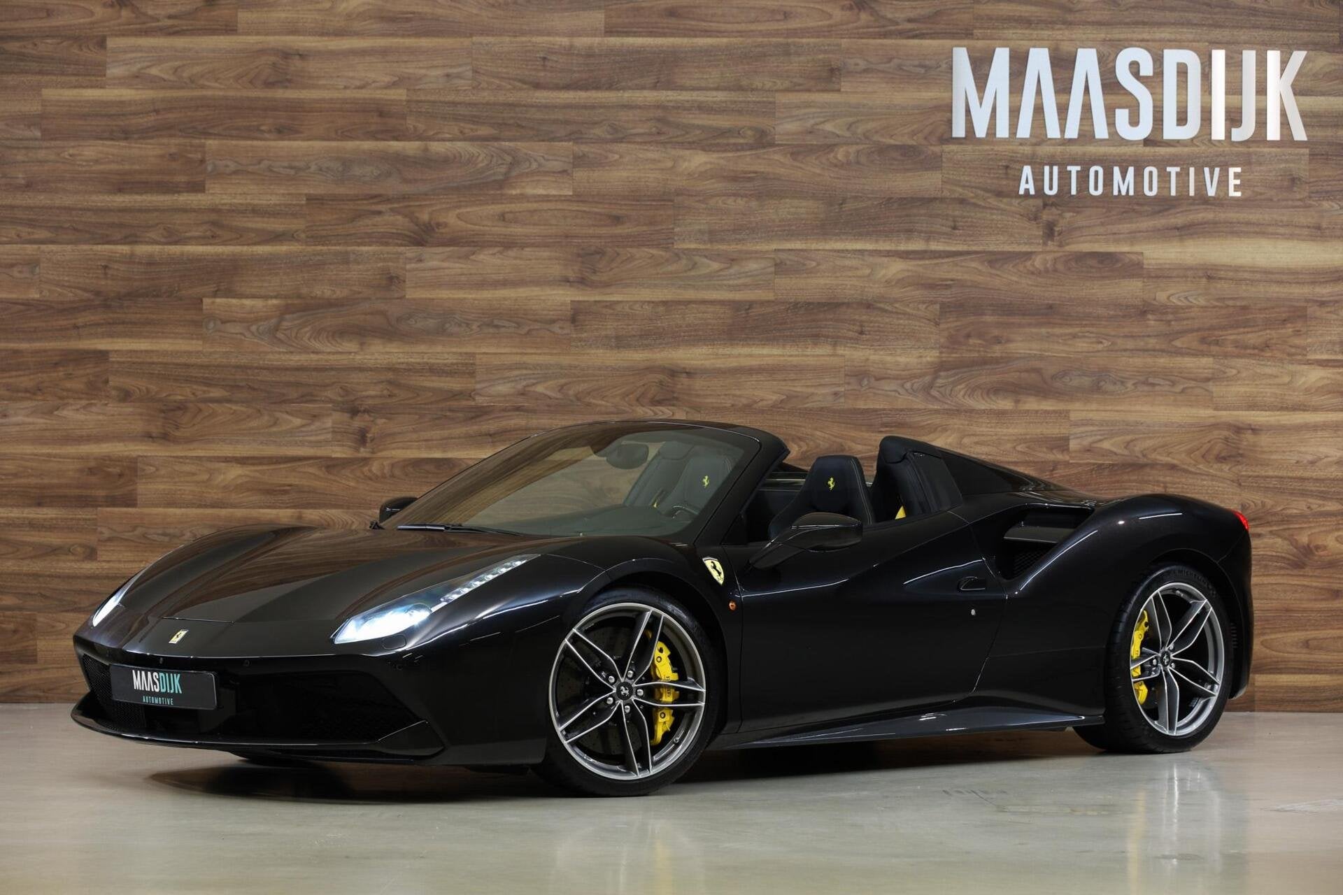Ferrari 488 3.9 Spider HELE|Full Carbon|JBL|Lift|Pass Displa, Automaat, Dealer onderhouden, Achterwielaandrijving, Gebruikt