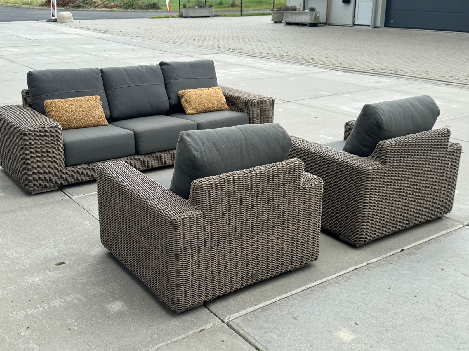 Kingston van 4 Seasons, Tuin en Terras, Tuinsets en Loungesets, Ophalen, Zo goed als nieuw, Wicker, Bank
