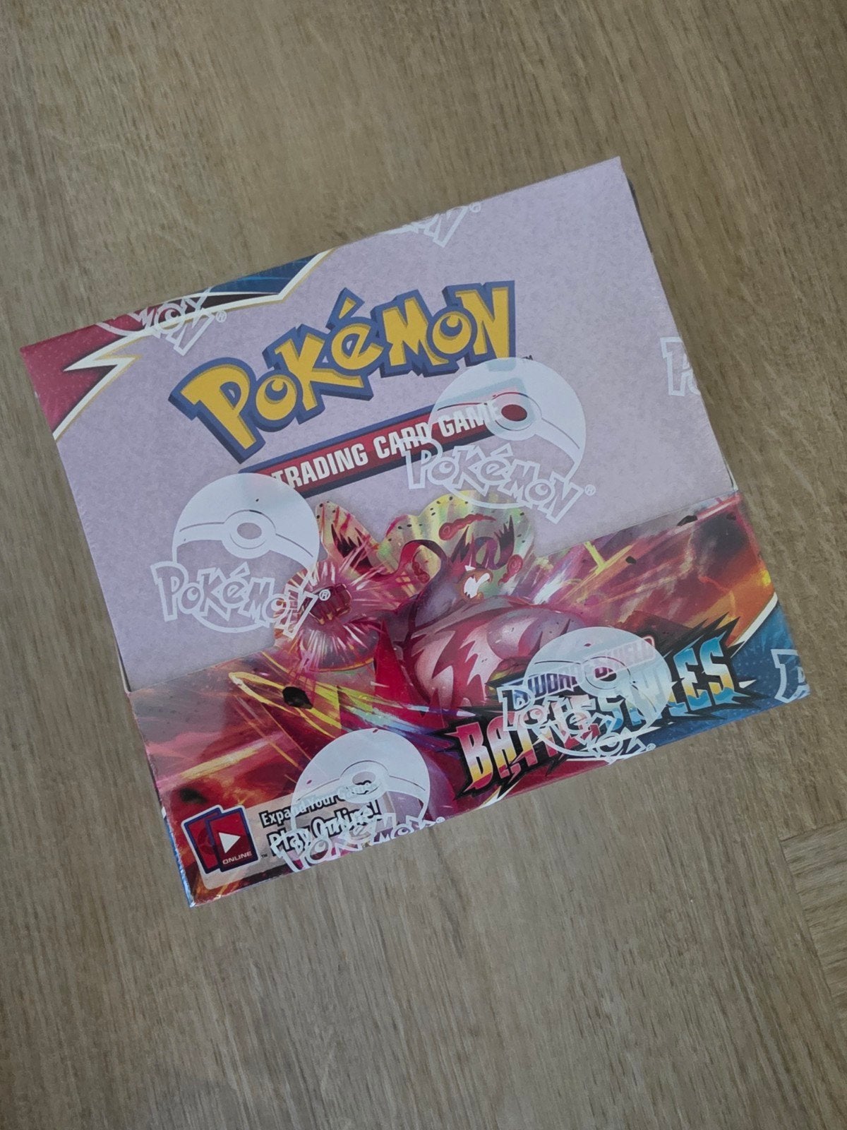 Pokémon Battle Styles Booster Box, Hobby en Vrije tijd, Ophalen of Verzenden, Nieuw, Boosterbox, Foil