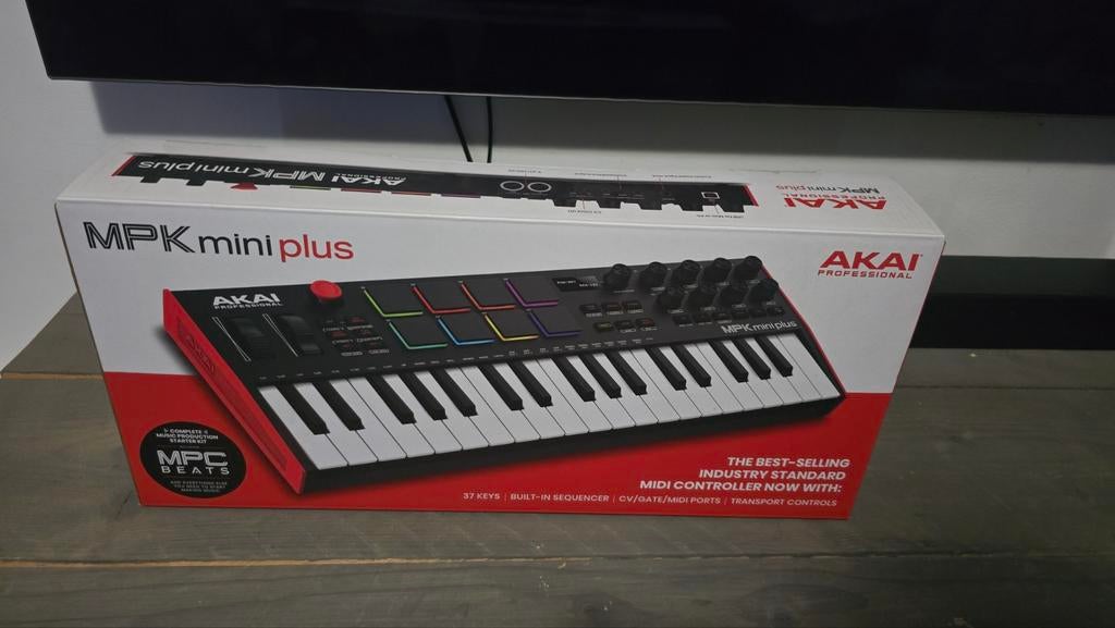Akai MPK Mini Plus MIDI Keyboard - Zo goed als nieuw, Muziek en Instrumenten, Synthesizers, Overige merken, Zo goed als nieuw