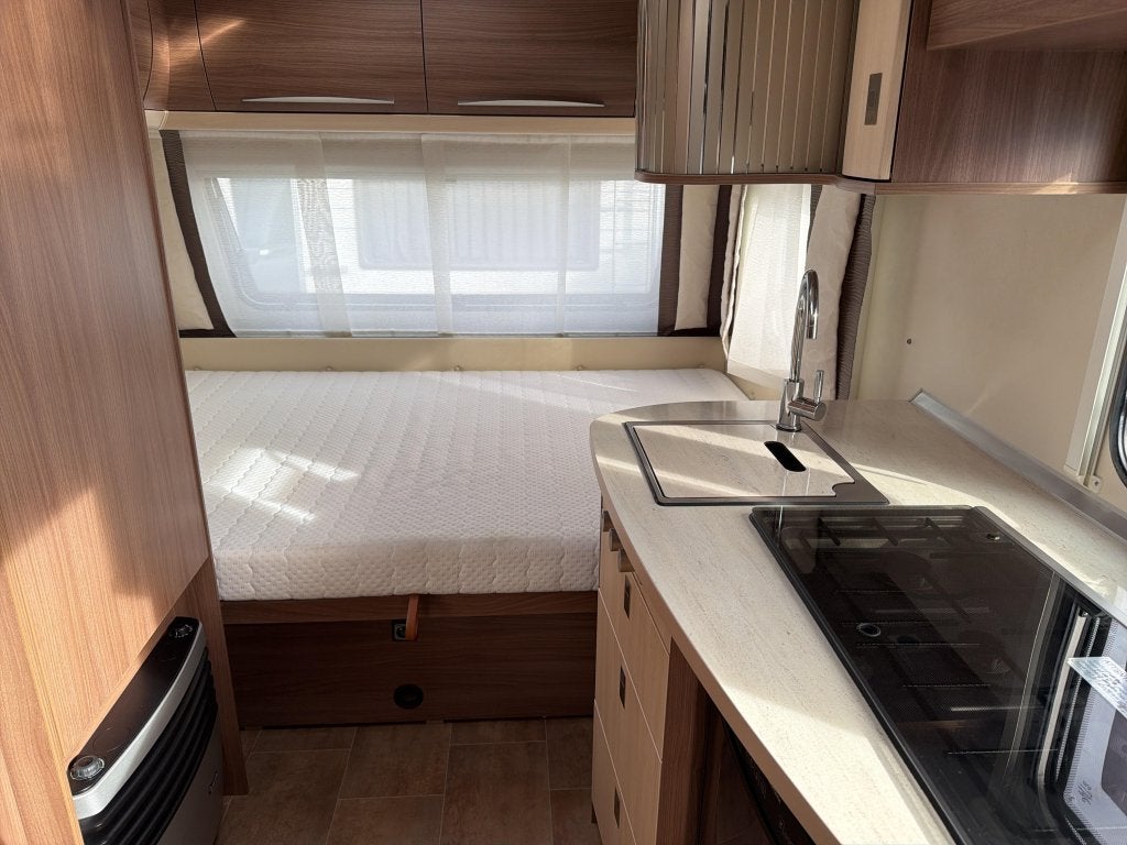 Bürstner Averso 395 TS, Caravans en Kamperen, Bedrijf, Treinzit, Bürstner, Fietsenrek