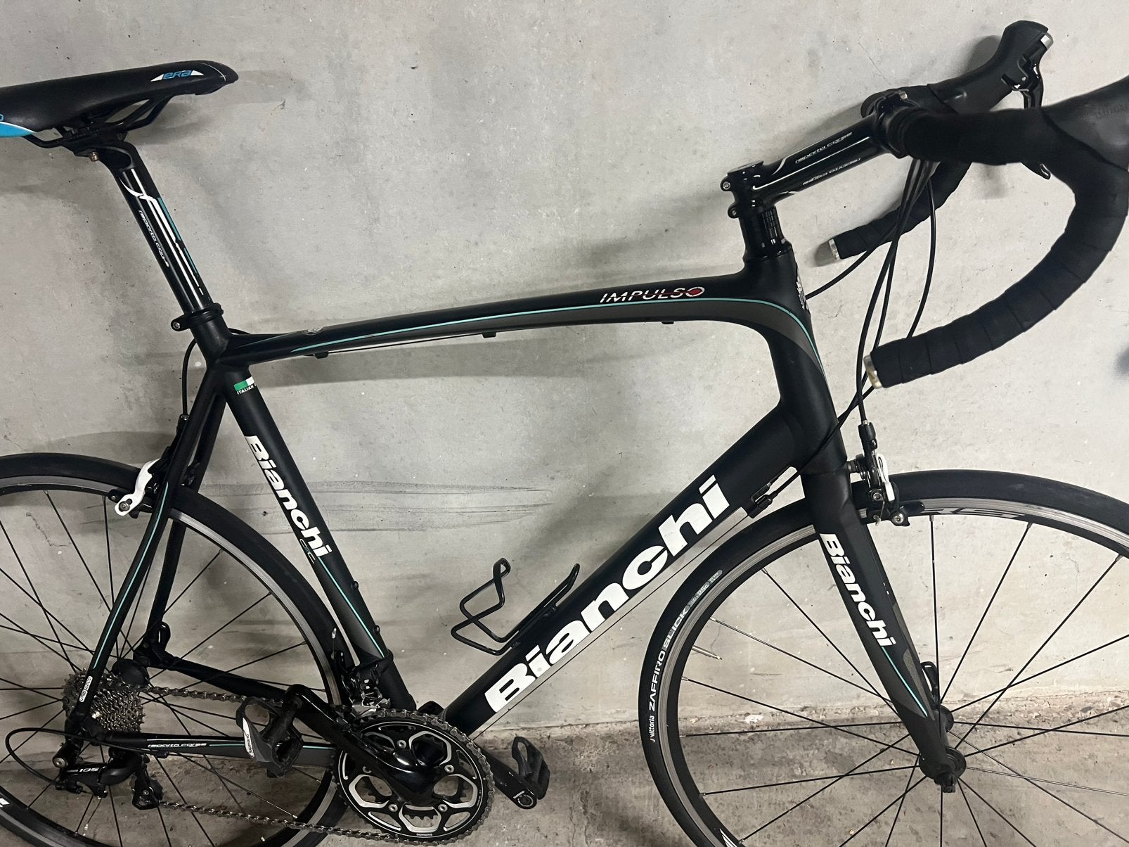 Zeer nette racefiets bianchi impulso frame 59cm te koop, Fietsen en Brommers, 28 inch, Velgrem, Aluminium, Zo goed als nieuw