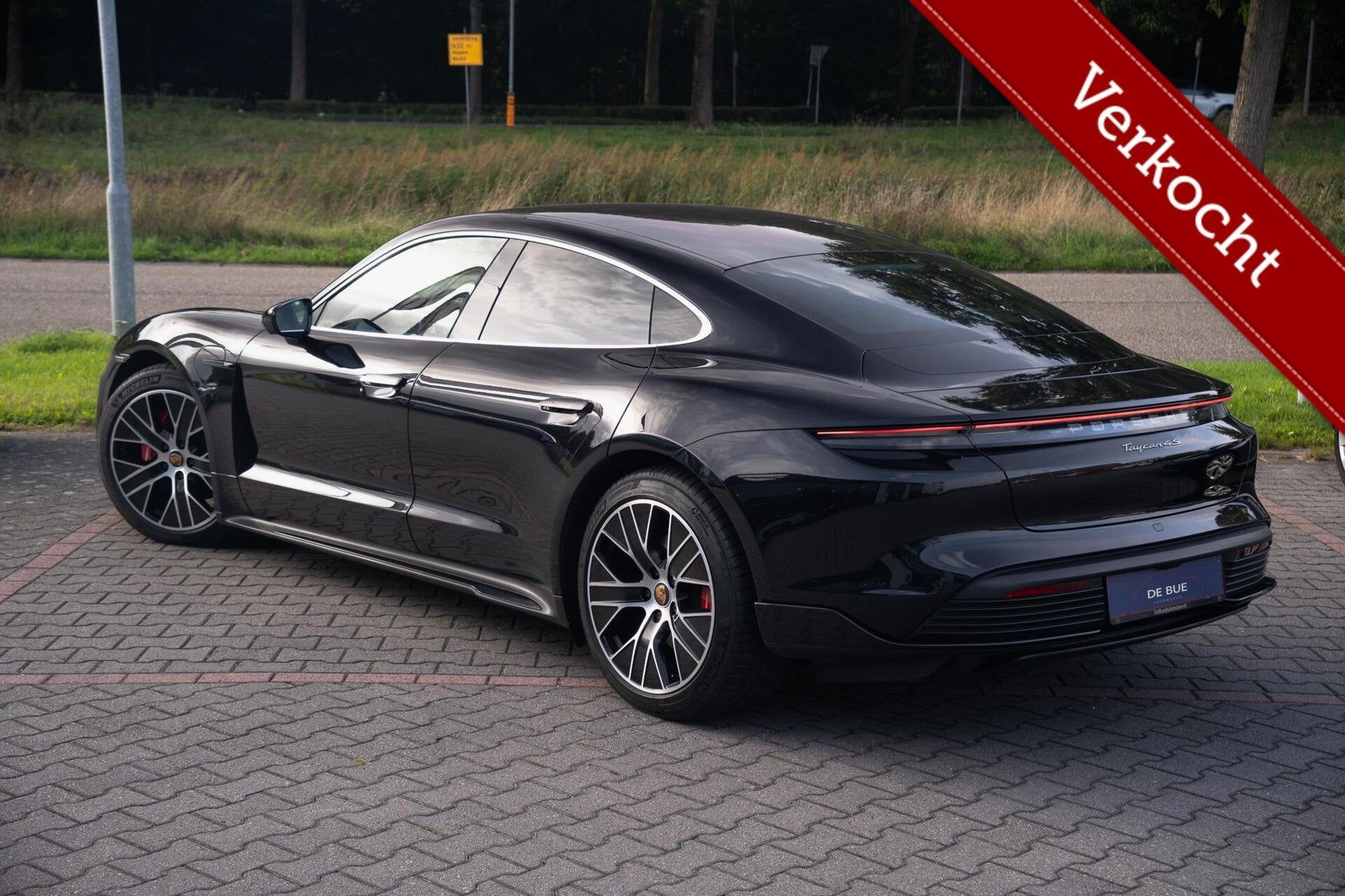 Porsche Taycan 4S Performance 84 kWh|Matrix|Chrono|Achteras, Auto's, Automaat, Dealer onderhouden, Gebruikt, 4 stoelen