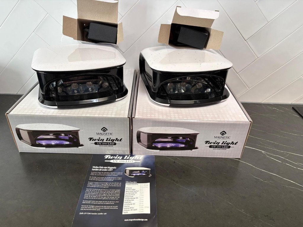 2x Magnetic Twin Light UV/LED nagellamp – zeer nette staat, Wit, Ophalen of Verzenden, Zo goed als nieuw, Handen en Nagels
