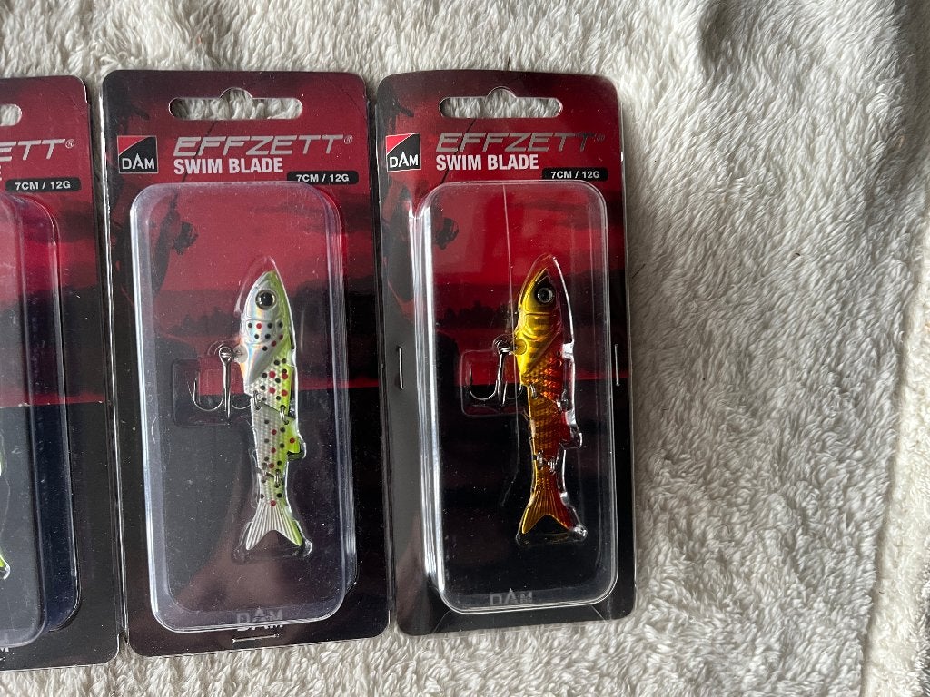 adv 60 /  NIEUW mixset 4 blisters kunstaas DAM EFFZETT, Ophalen of Verzenden, Nieuw, Overige typen