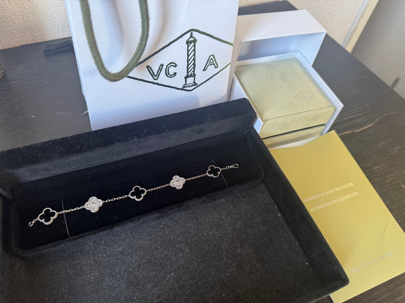 Van Cleef en Arpels armband, Sieraden, Tassen en Uiterlijk, Ophalen of Verzenden, Nieuw