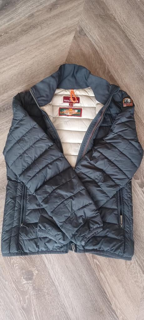 Parajumpers jack in nieuwstaat, 100% vlek- en schade vrij, Zwart, Ophalen of Verzenden, Zo goed als nieuw, Overige maten