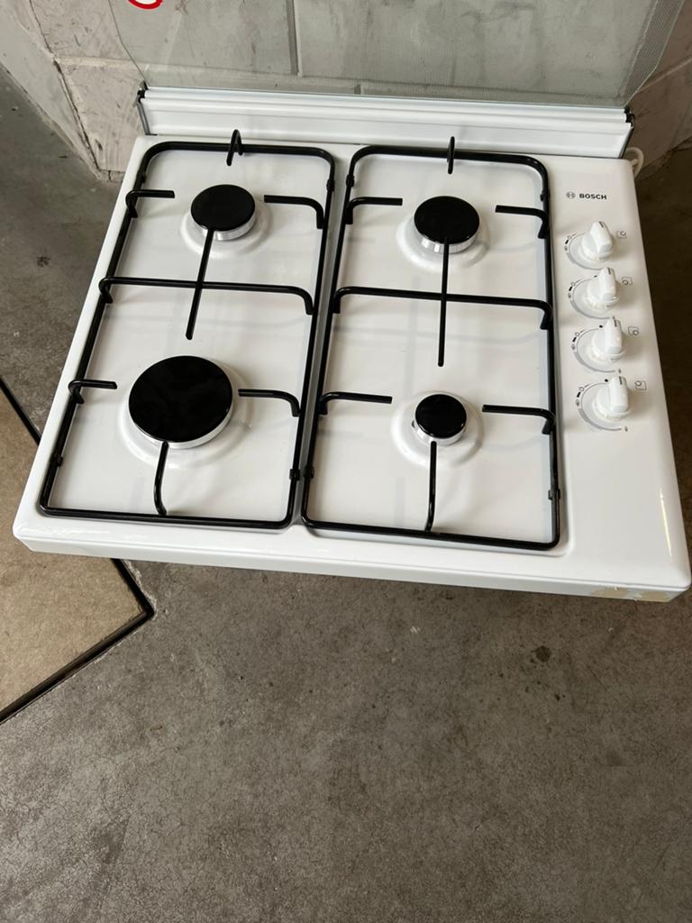 Bosch gasfornuis, Zo goed als nieuw, Gas, Vrijstaand, 4 kookzones
