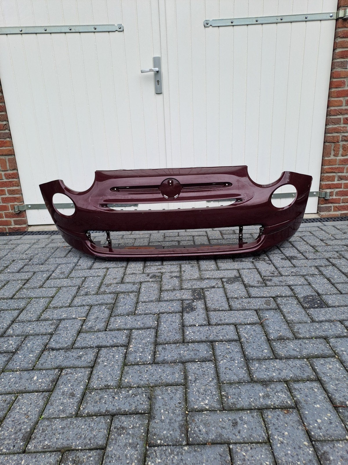 Voorbumper Fiat 500 1.2 2019 - Bordeauxrood, Gebruikt, Voor, Ophalen of Verzenden, Bumper