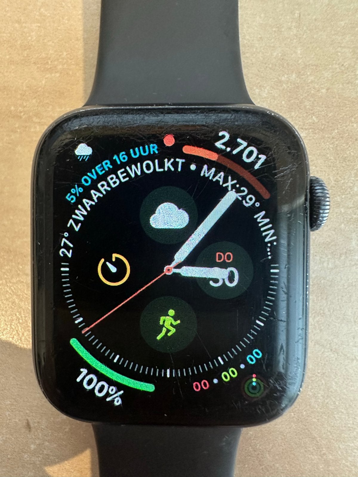 Apple Watch Series 6 44mm met extra bandjes en lader, Gebruikt, Zwart, IOS, Hoogte