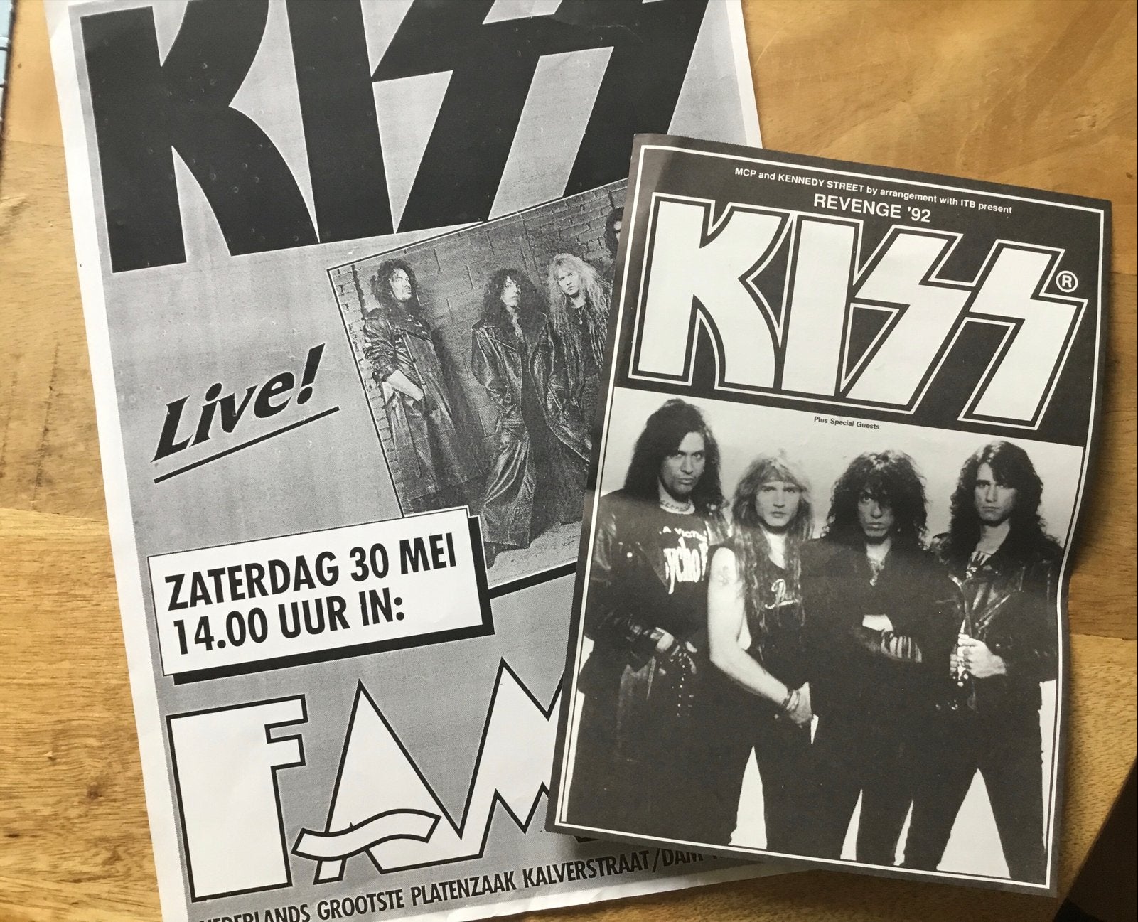 KISS Revenge '92 Live! concertposter en flyer, Ophalen of Verzenden, Gebruikt, Poster, Artwork of Schilderij
