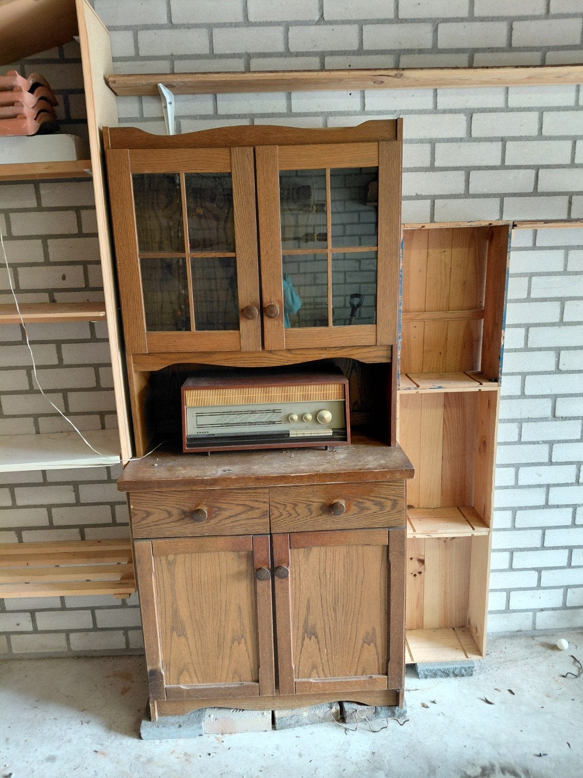 Vintage houten buffetkast, Antiek en Kunst, Ophalen
