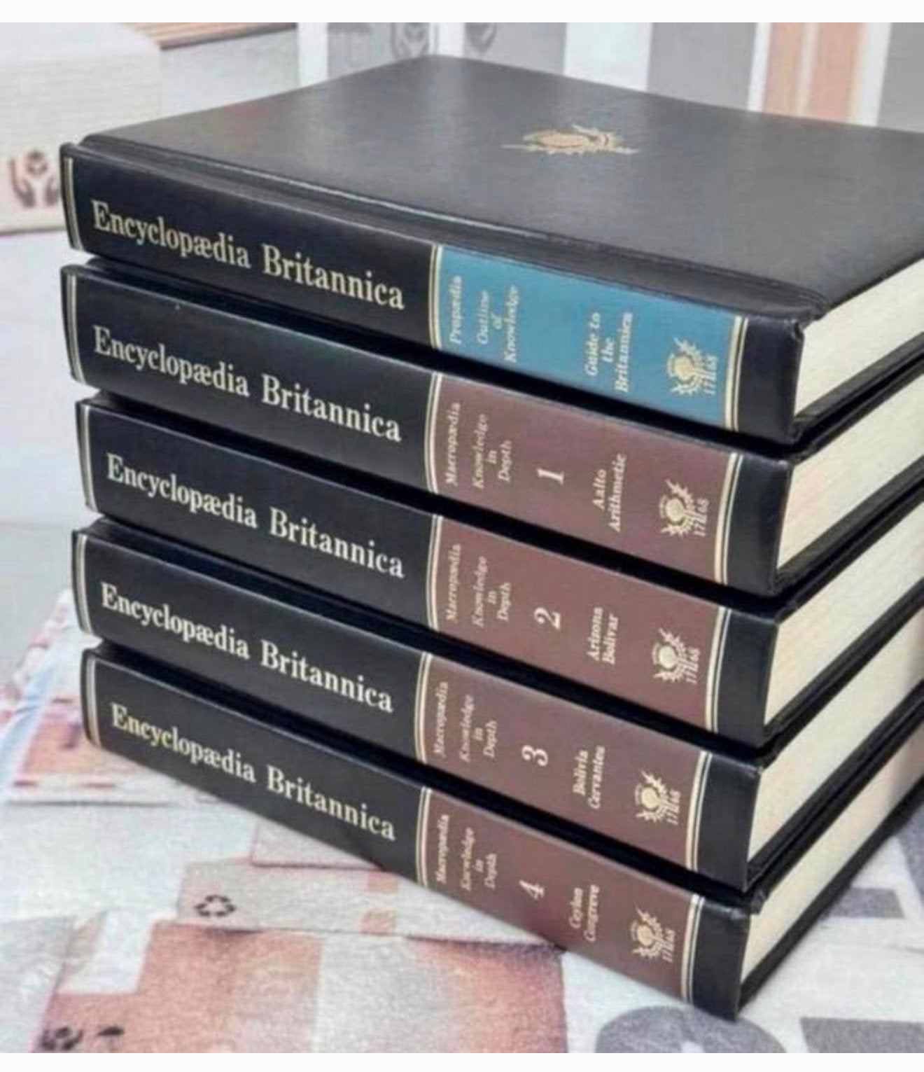 Encyclopedia Britannica LOT 10X 1768 Macropaedia Micropaedia, Ophalen of Verzenden, Zo goed als nieuw, Complete serie