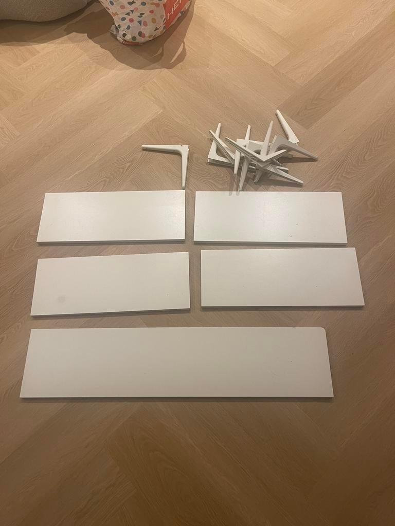 IKEA witte planken met beugels, Ophalen of Verzenden, Zo goed als nieuw