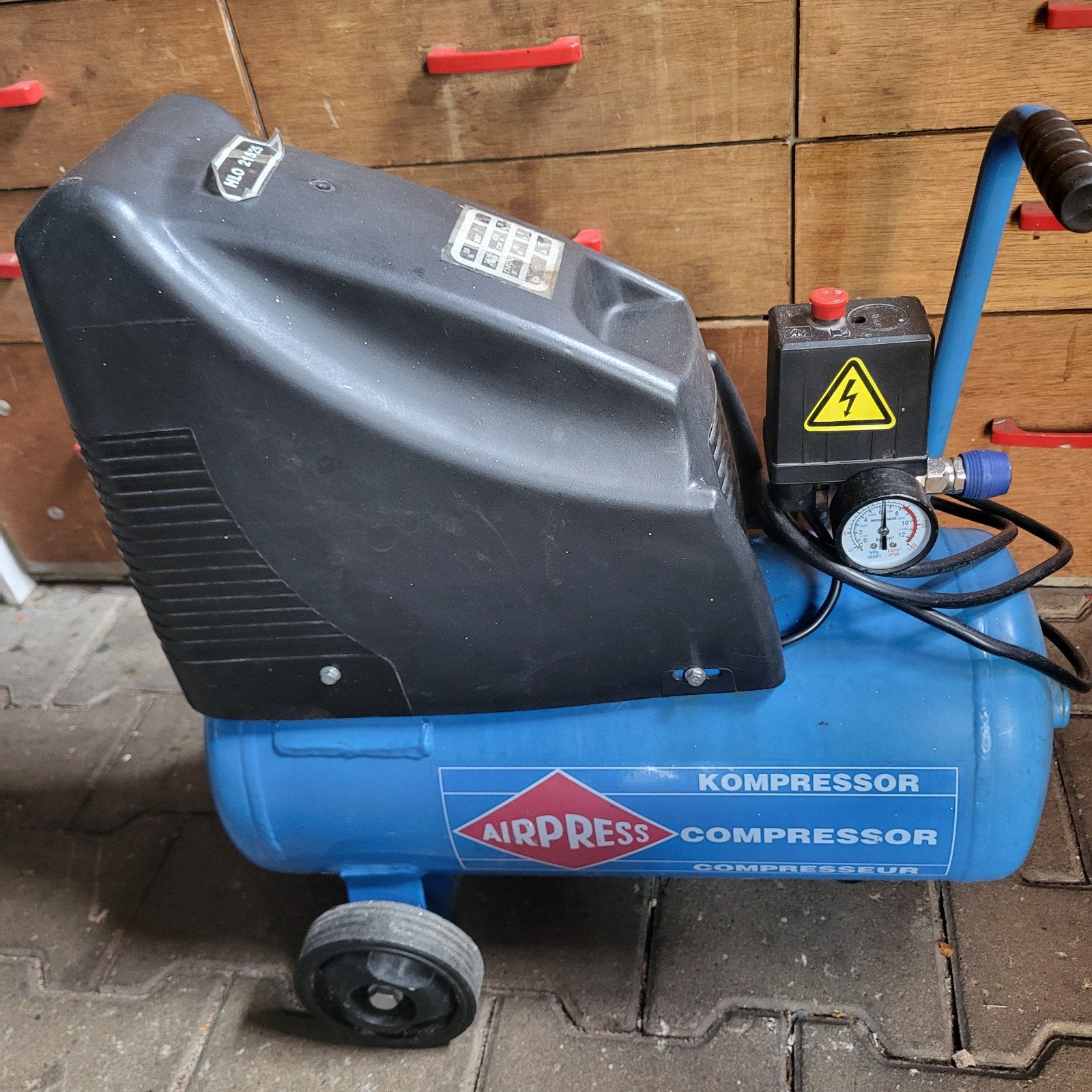 airpress compresor, 25 tot 100 liter, Ophalen, Gebruikt