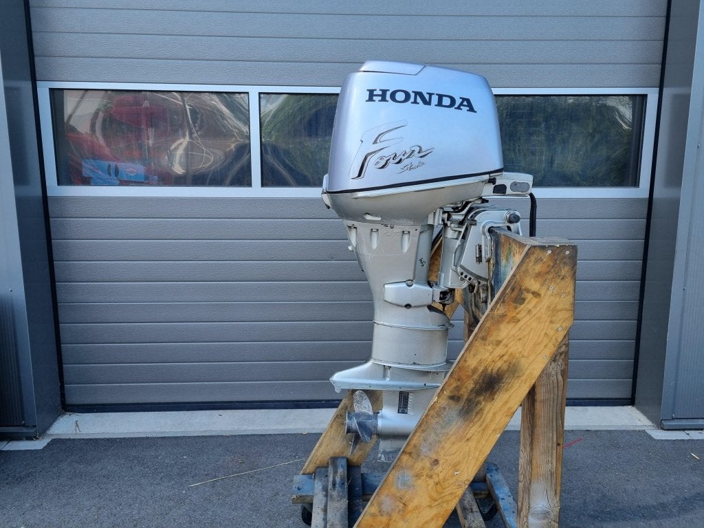Honda 30 pk 4 takt, Gebruikt, Benzine