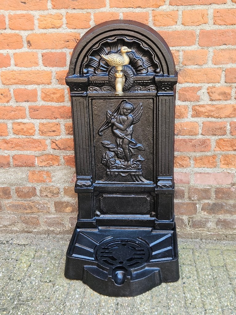 Fraai , zwaar Muurfontein, Ophalen of Verzenden, Gebruikt, Gietijzer, Waterornament