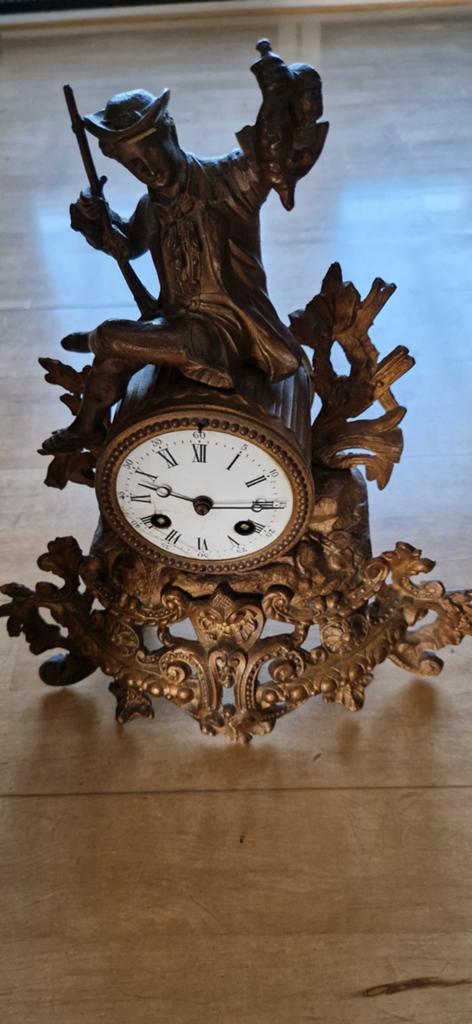 Antieke Franse pendule met jagerfiguur, Ophalen of Verzenden