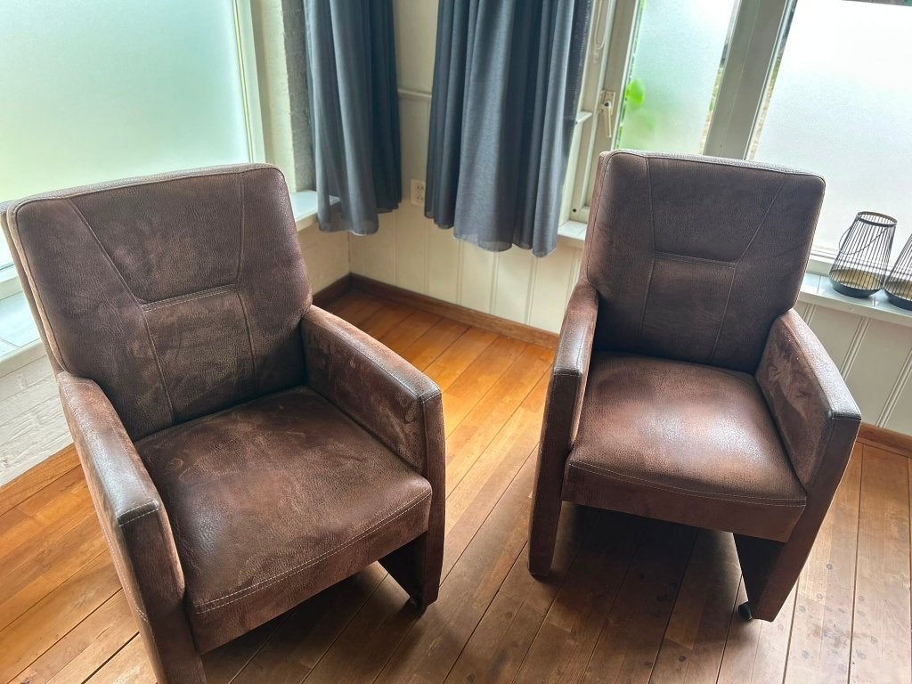 2 (eetkamer)stoelen, Huis en Inrichting, Ophalen, Twee, Bruin, Leer