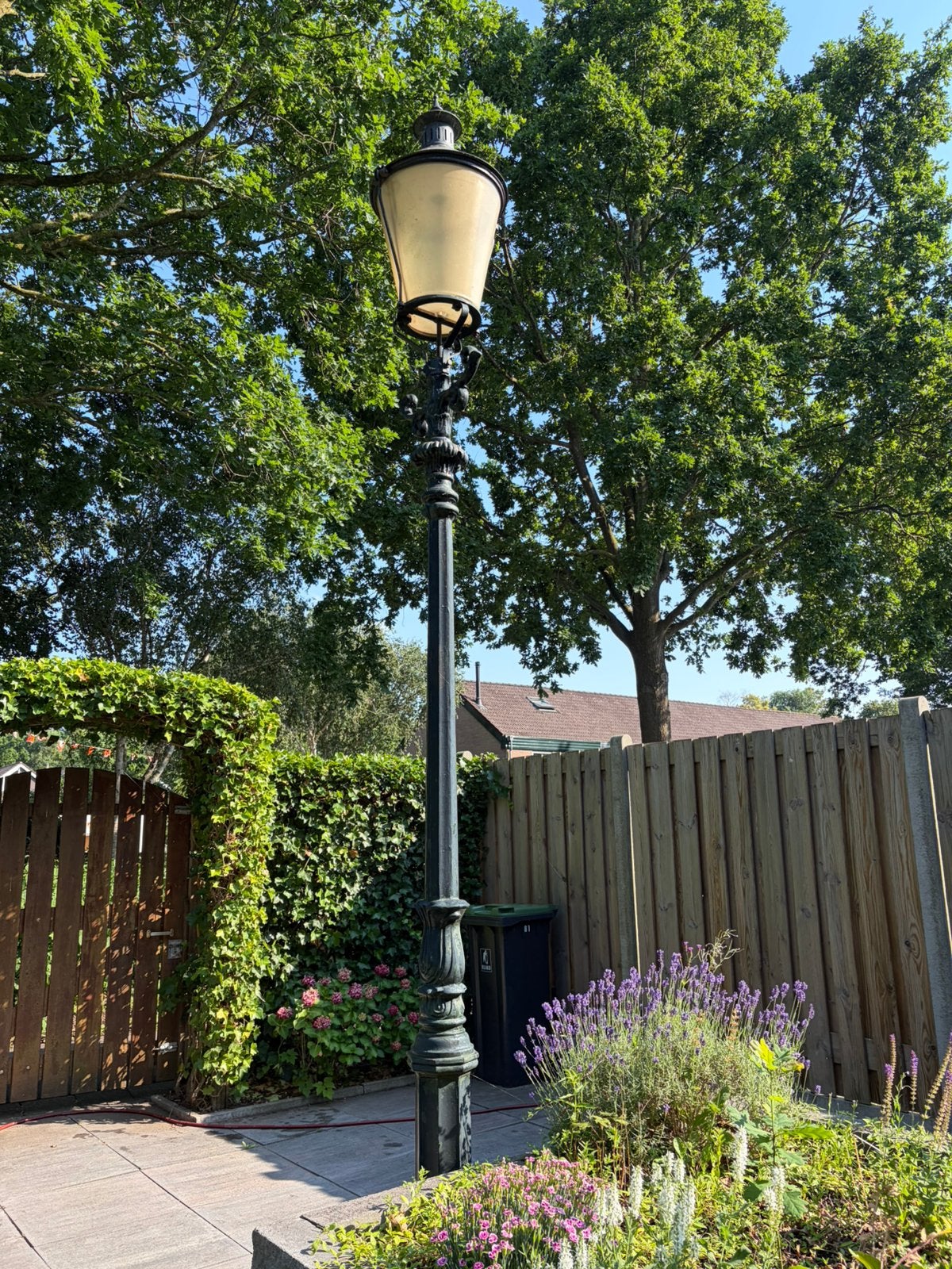 Klassieke tuin lantaarnpaal, werkende lantaarn, Ophalen, IJzer, Staande lamp