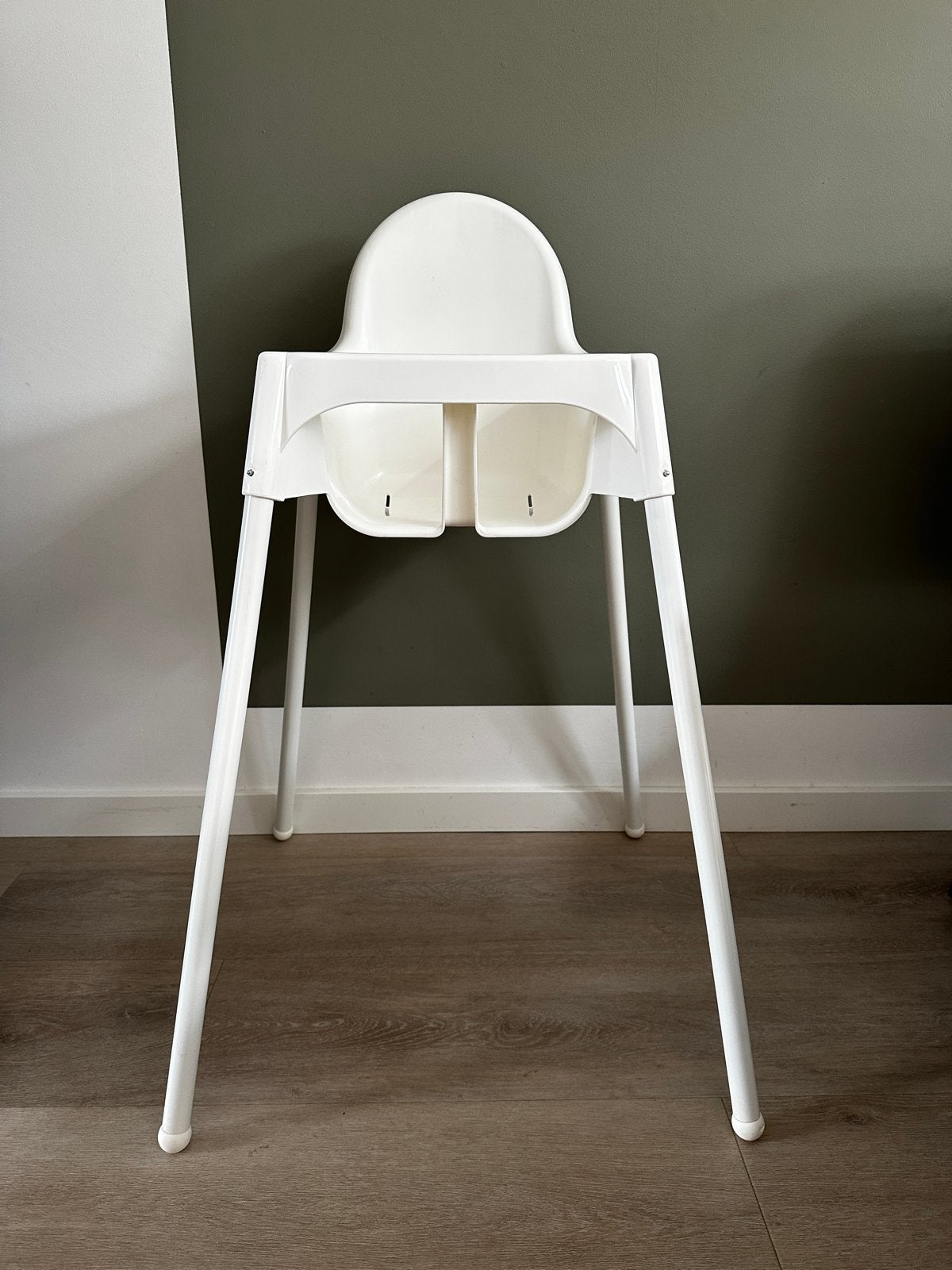 IKEA Antilop kinderstoel met nieuw tuigje, Ophalen, Zo goed als nieuw, Overige typen, Gordel(s)