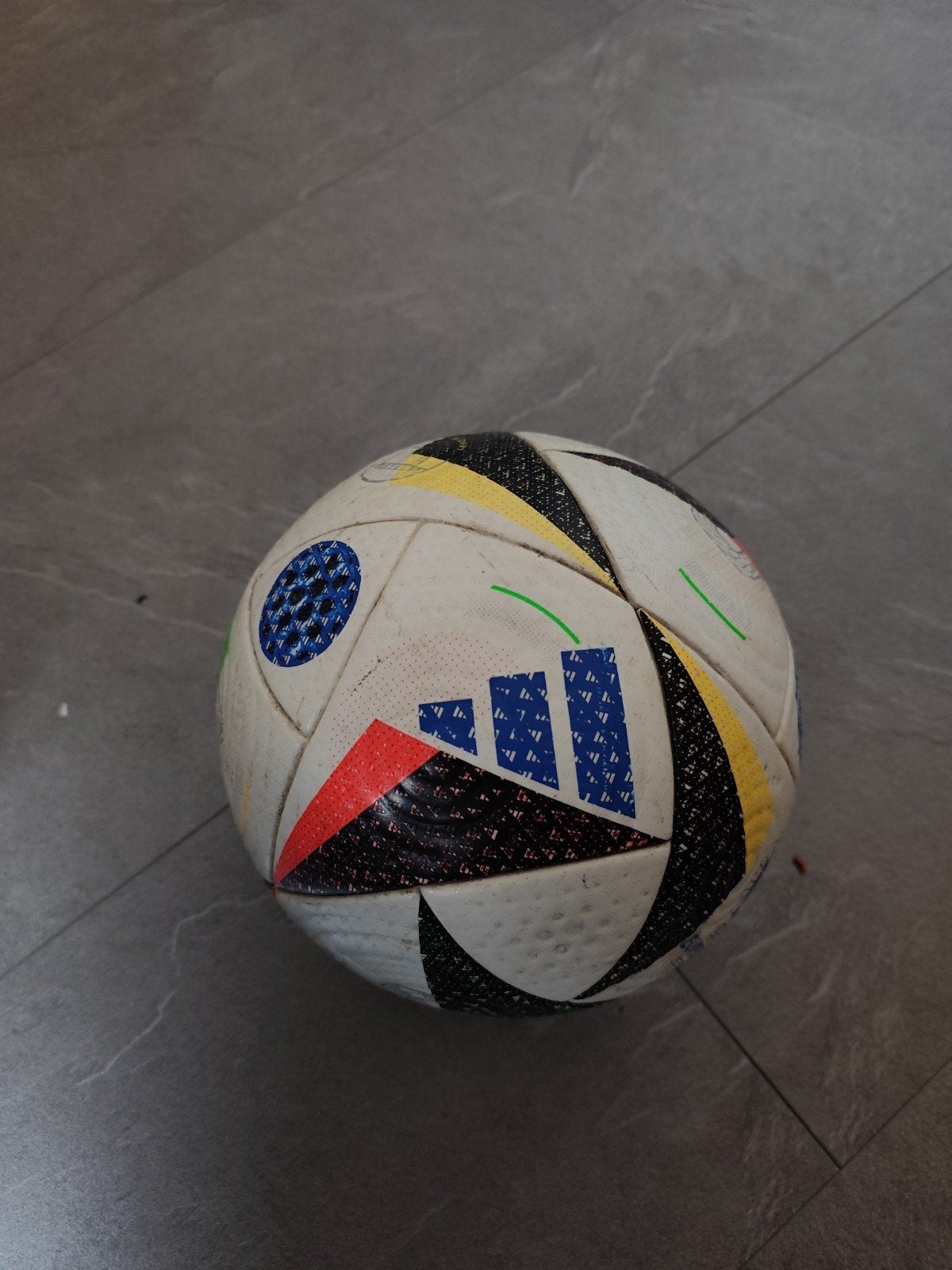 euro 2024 adidas bal - ajax heeft ermee gespeeld, Maat M, Ophalen of Verzenden, Zo goed als nieuw, Bal