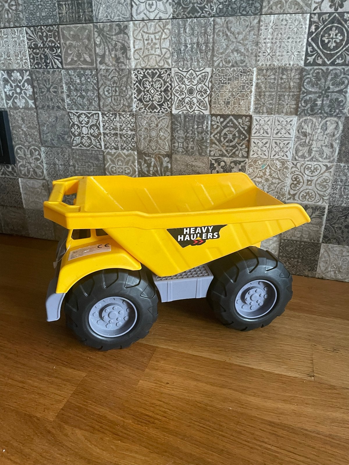 Gele kiepwagen speelgoed - Heavy Haulers, Ophalen, Zo goed als nieuw