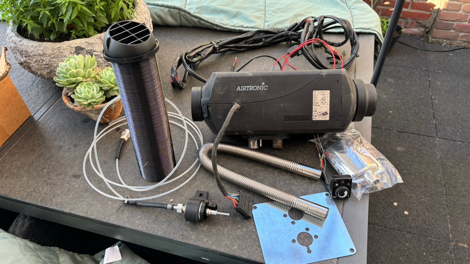 Eberspacher Airtronic M D4 dieselkachel 12V, Ophalen, Motor en Techniek, Zeilboot of Motorboot