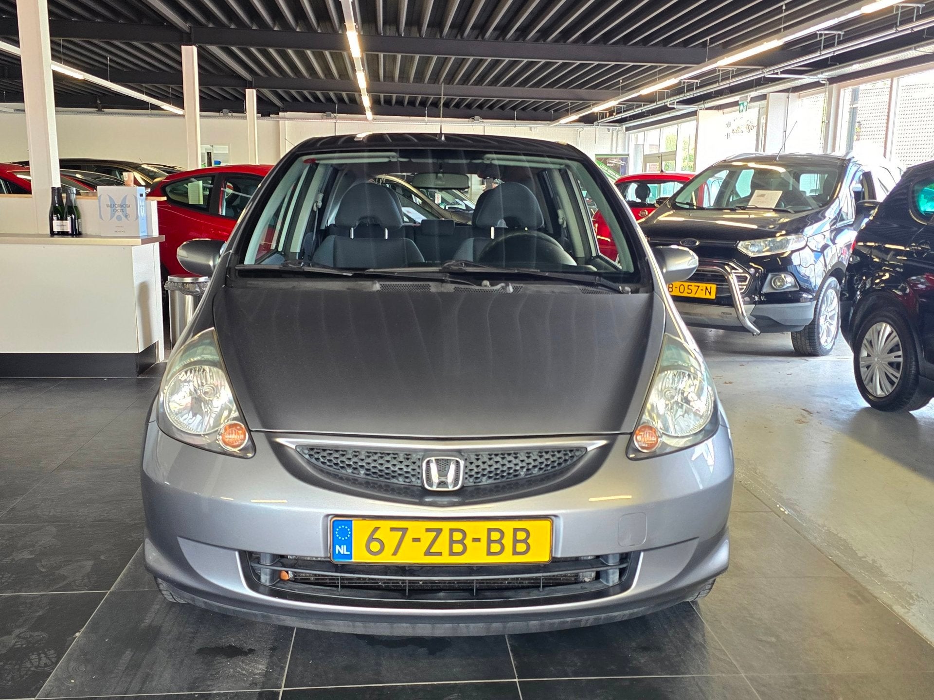 Honda Jazz 1.4 LS/AUTOMAAT/AIRCO/APK 04-2027/, Auto's, Honda, 83 pk, Zwart, 4 cilinders, Bedrijf