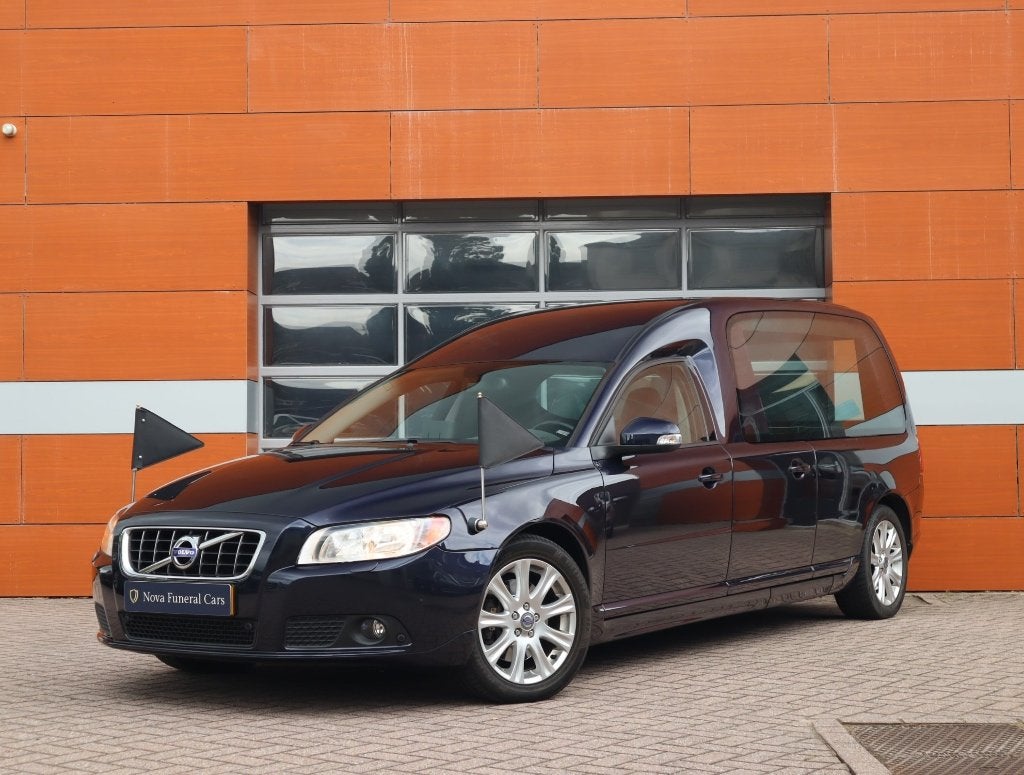 2011 Volvo V70 Nilsson Rouwauto Begrafenisauto, Auto's, Overige Auto's, Zwart, Overige carrosserieën, Blauw, Diesel