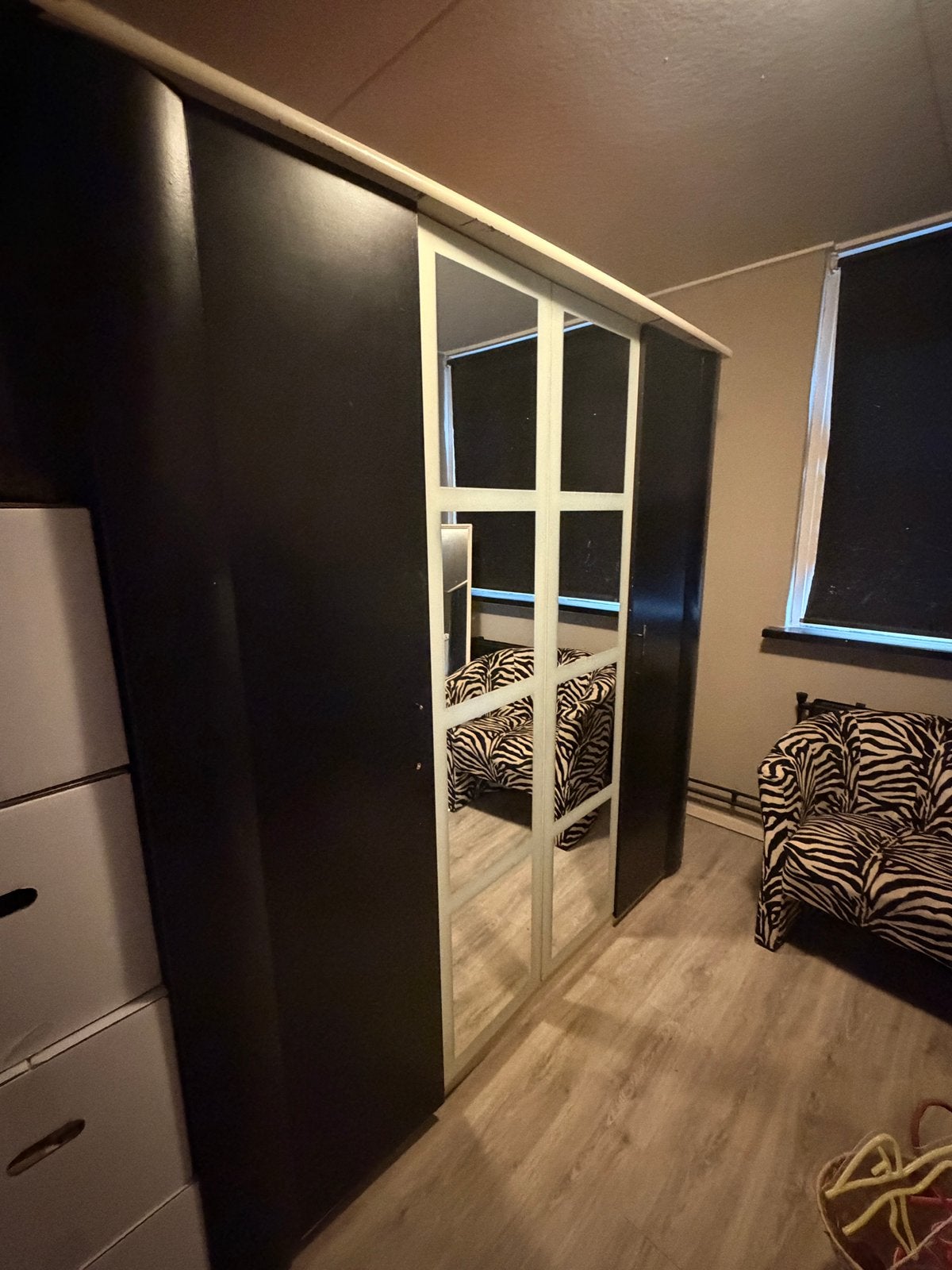 Kledingkast Goossens gratis opknapper, Huis en Inrichting, Kasten | Kledingkasten, Ophalen, Gebruikt, 50 tot 75 cm, 150 tot 200 cm