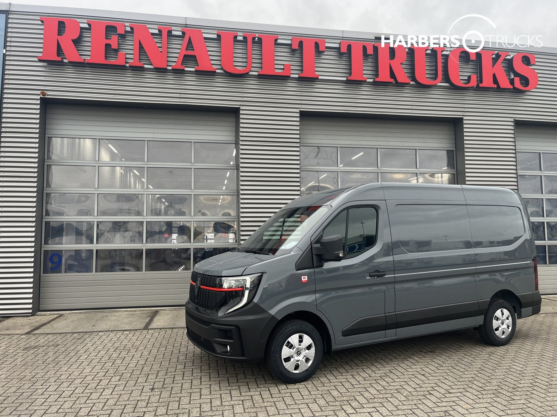 Renault Master Red Edition BPM VRIJ! (bj 2024), Voorwielaandrijving, Stof, 4 cilinders, Renault