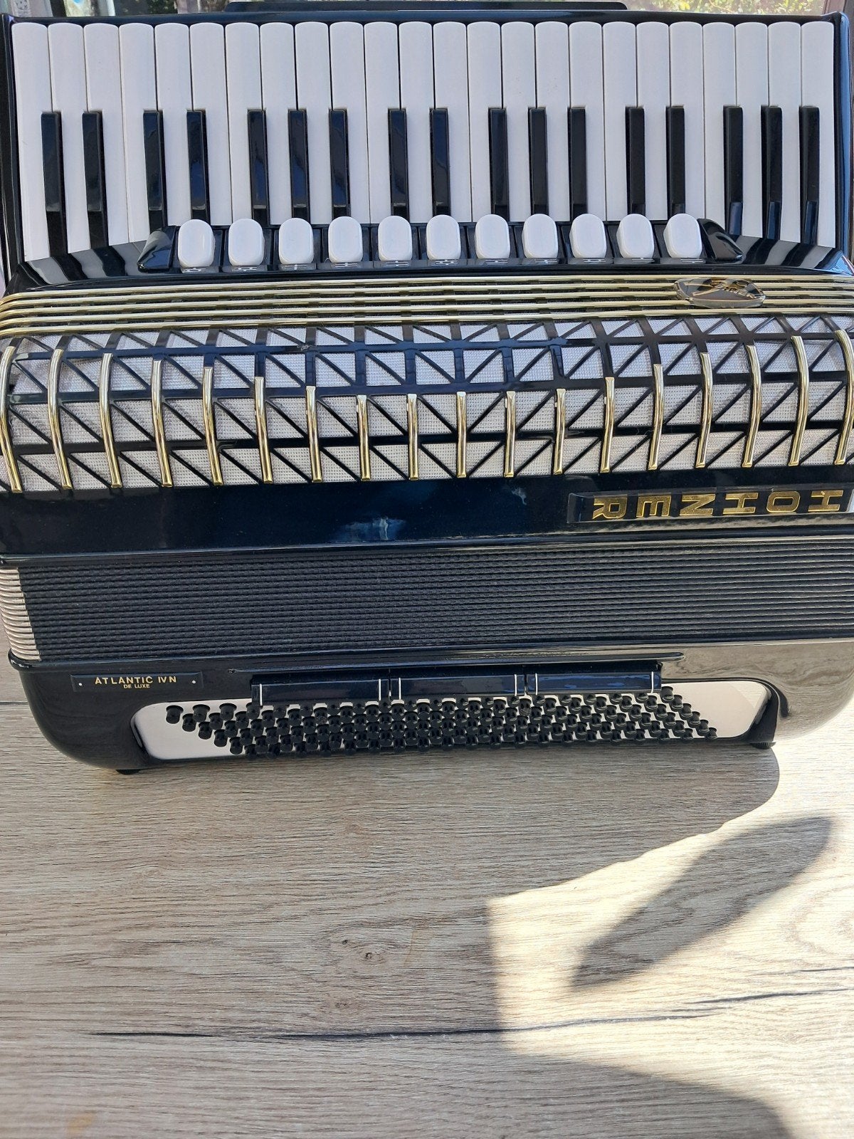 Hohner Atlantic IV N De Luxe accordeon, Muziek en Instrumenten, Ophalen, Gebruikt, Met koffer, Toetsaccordeon