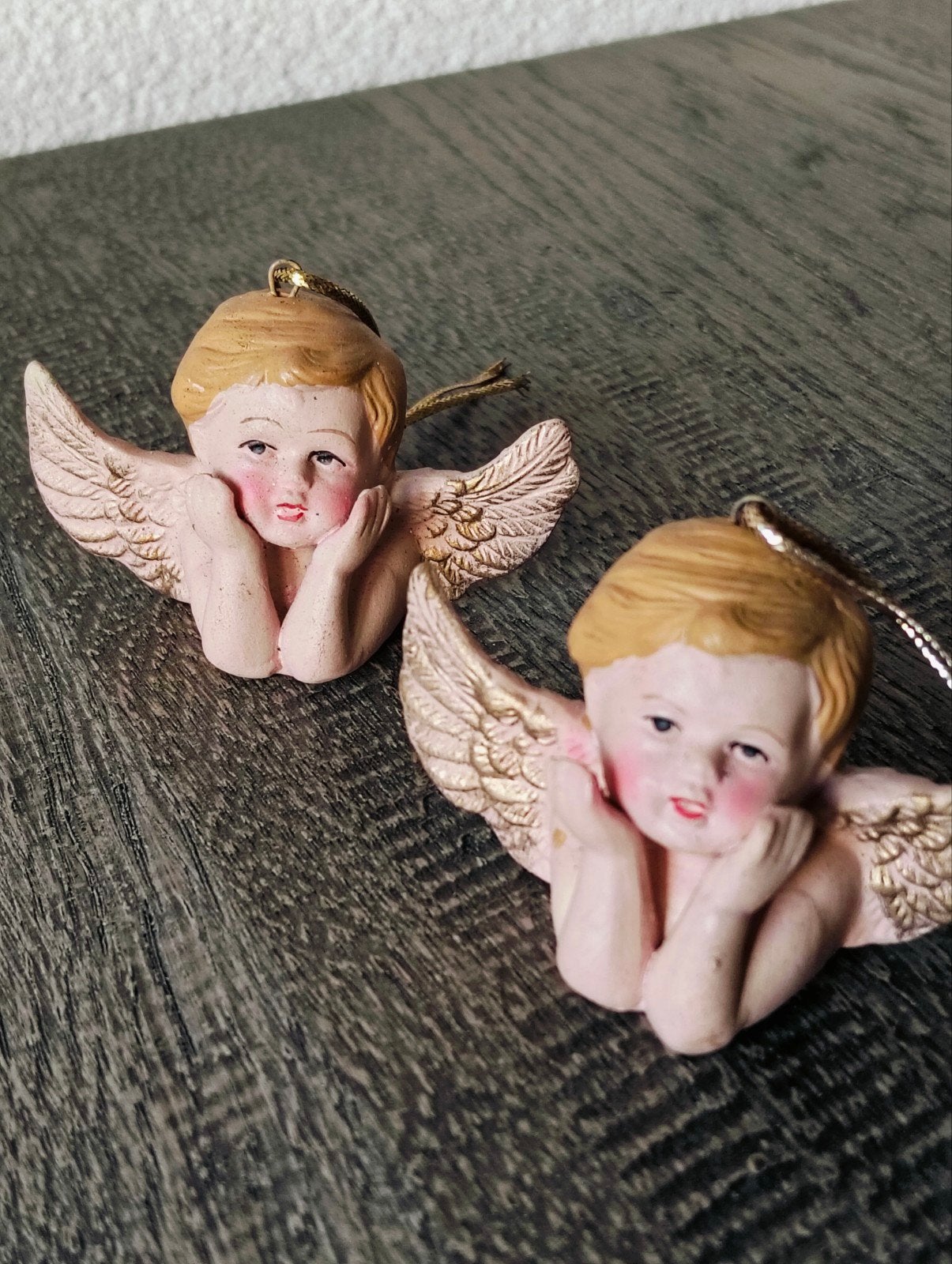 Vintage kerstversiering - ornament keramiek kerstengeltjes, Diversen, Kerst, Ophalen of Verzenden, Zo goed als nieuw