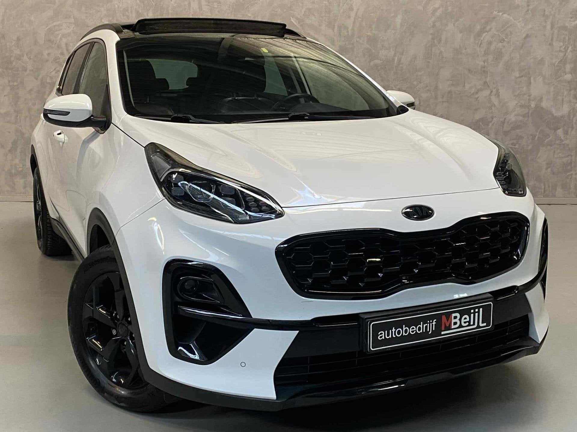 Kia Sportage 1.6 T-GDI Black Edition /Pano /Camera /Automaat, Auto's, Kia, 15 km/l, Gebruikt, 4 cilinders, Wit