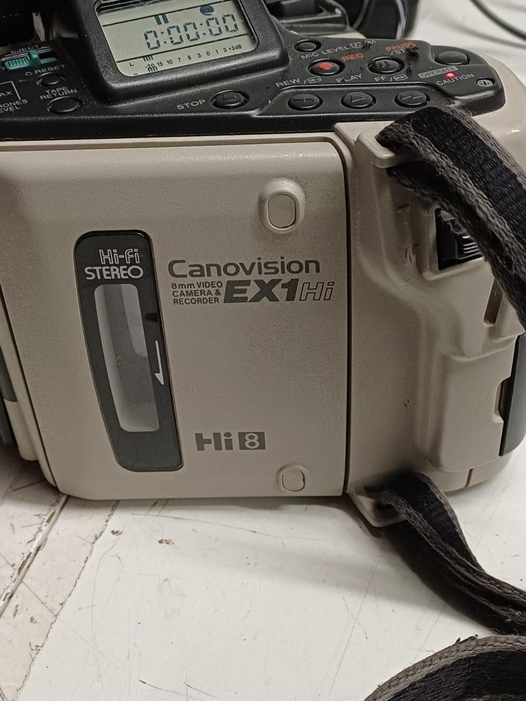 Canon EX1 Hi 8 filmcamera met 8-120mm lens en accessoires, Ophalen of Verzenden