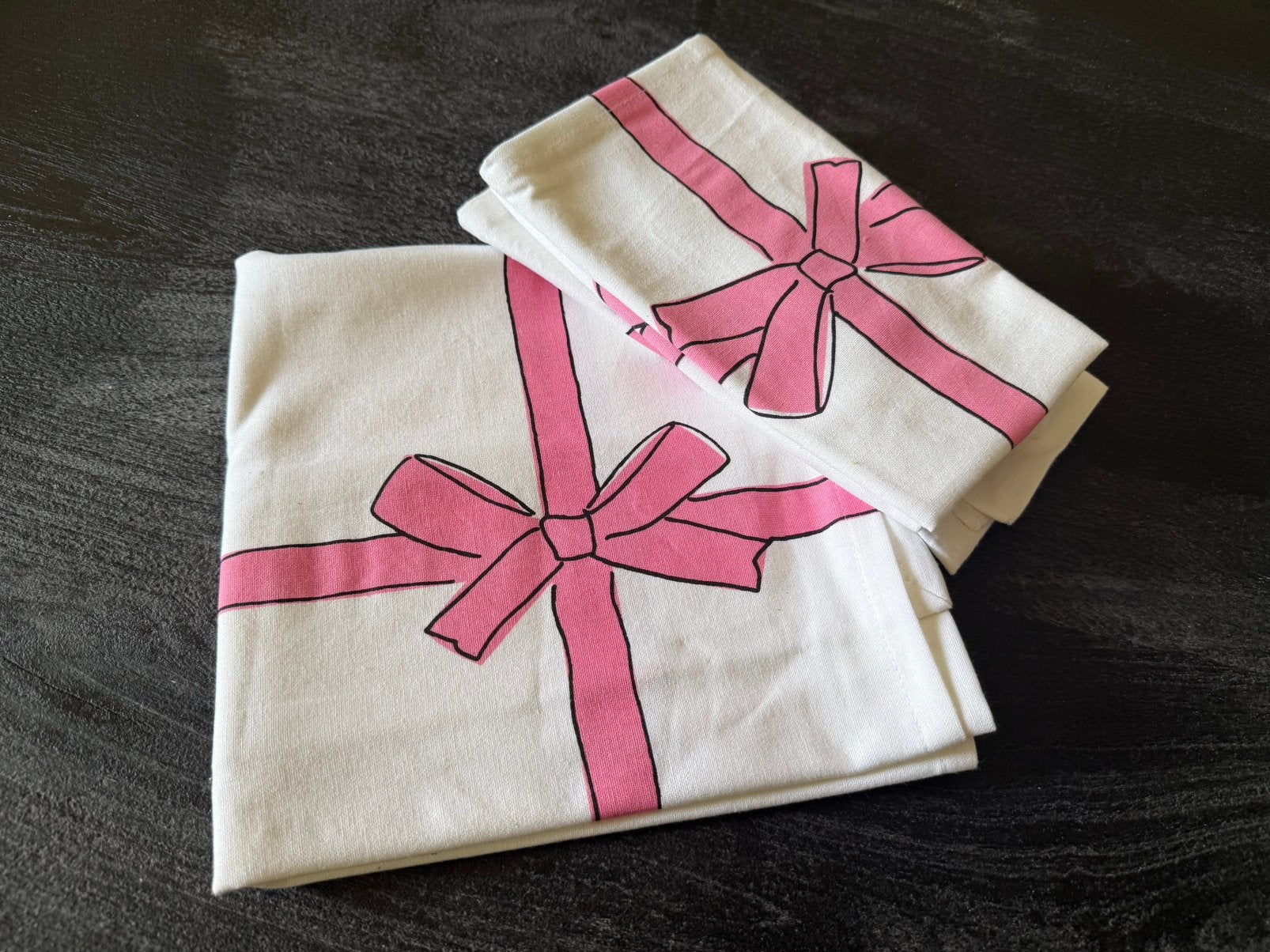 Blond Amsterdam tafelloper + 4 servetten – nieuw, Ophalen of Verzenden, Zo goed als nieuw, Beige