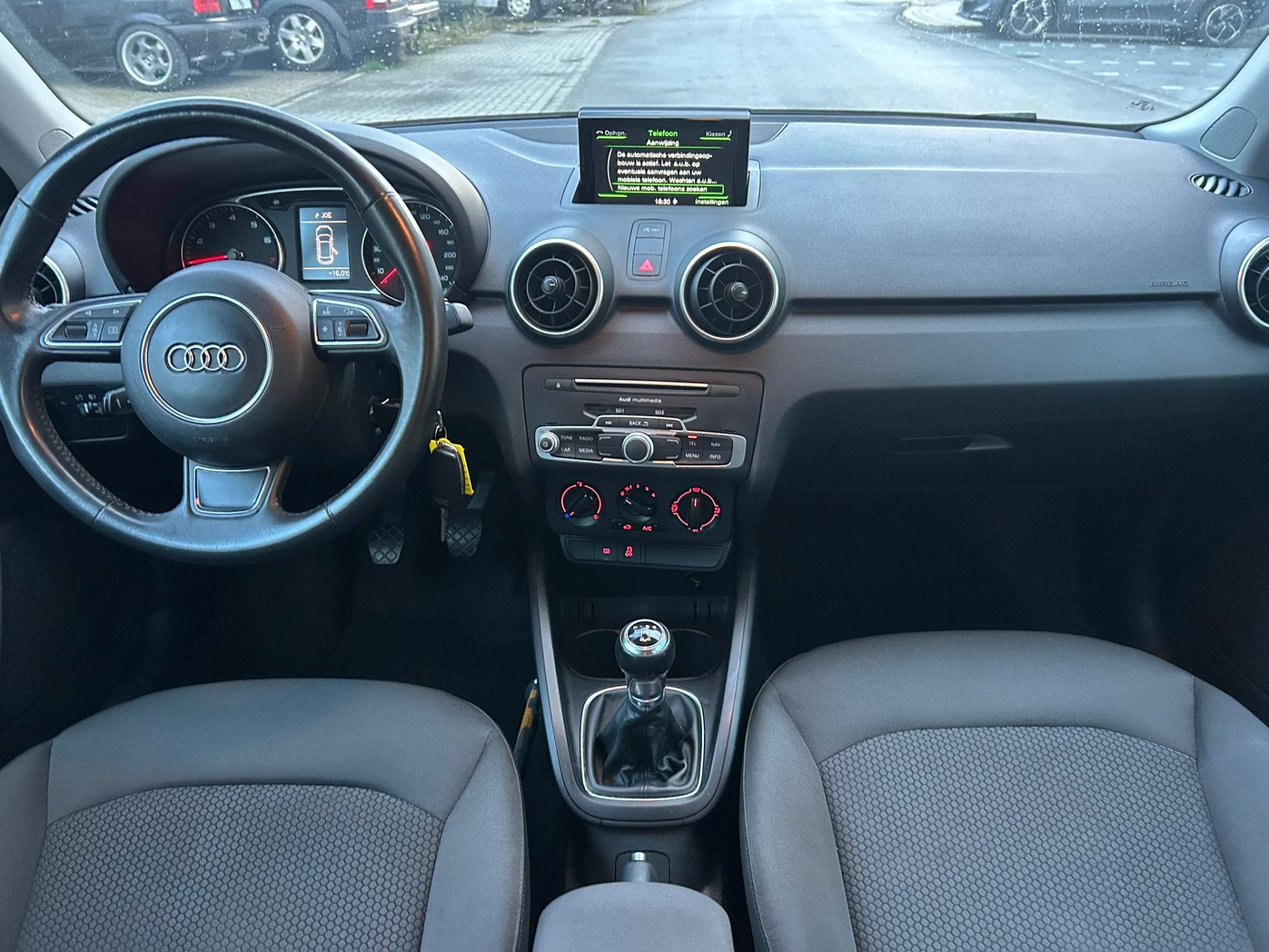 Audi A1 Sportback 1.0 TFSI Adrenalin S-LINE / 79 DKM, Auto's, Voorwielaandrijving, Stof, Met garantie (alle), 4 stoelen